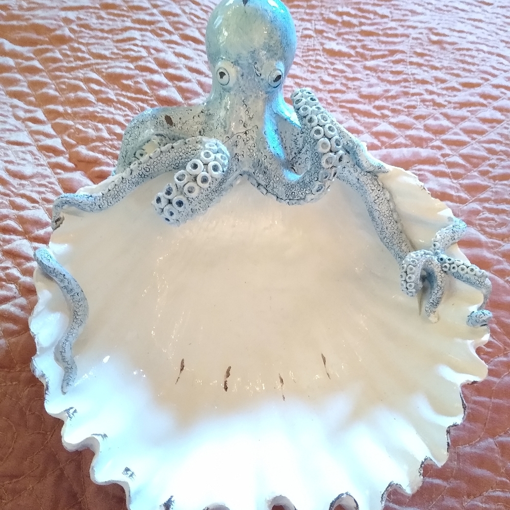Octopus Bowl